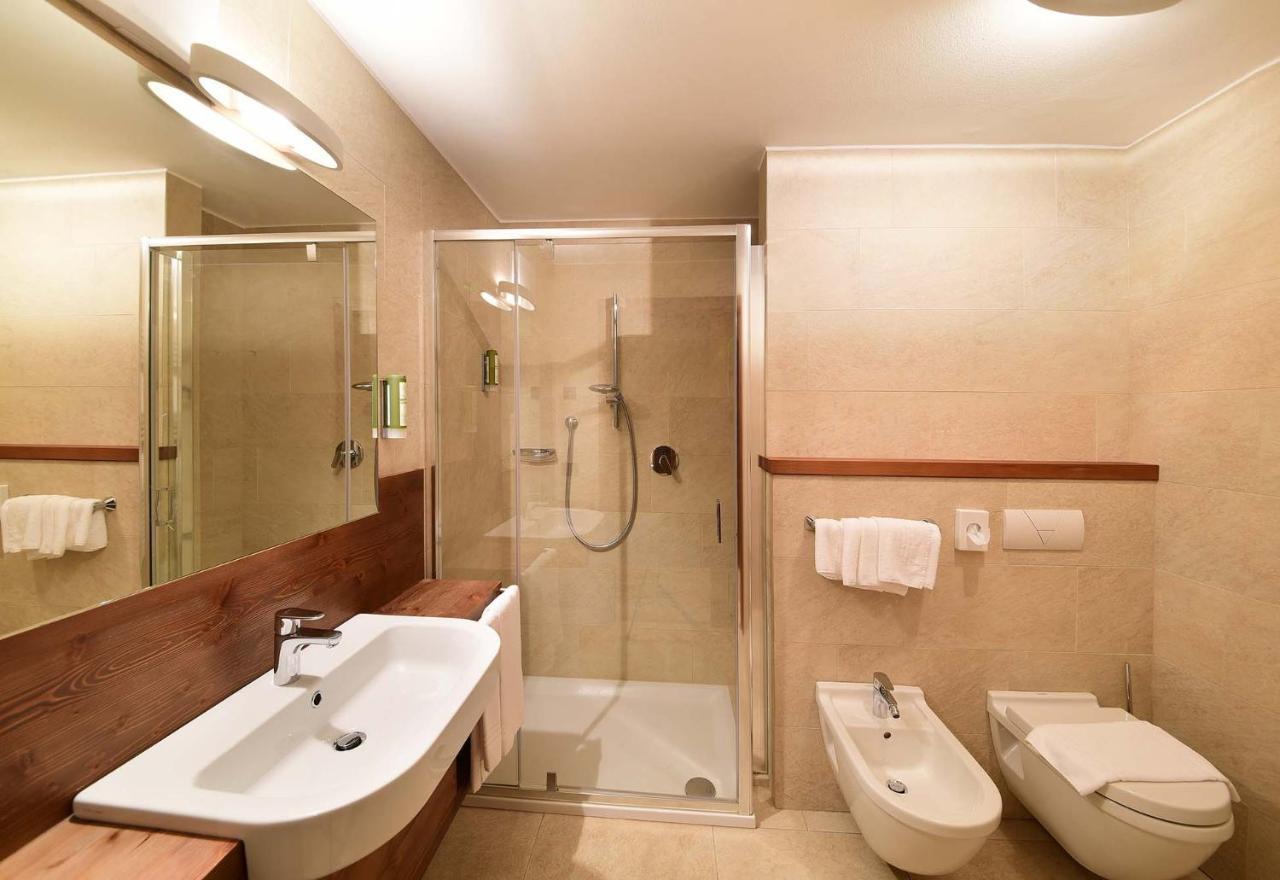Ariston Dolomiti Residence Dobbiaco Quarto foto